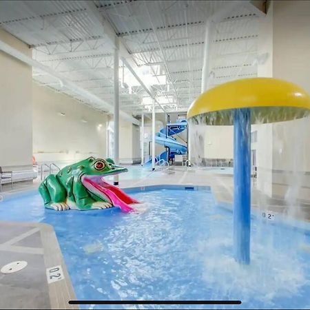 Cozy One Bedroom Condo With Indoor Pool And Hottub 坎莫尔 外观 照片